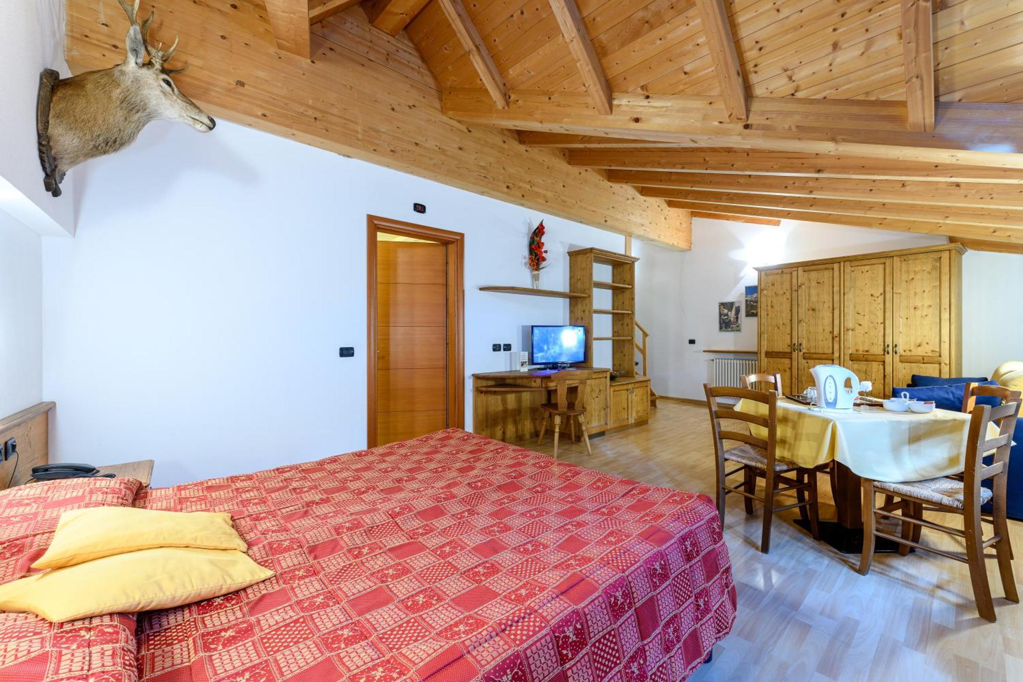 Hotel Garni Le Corti グロソット エクステリア 写真