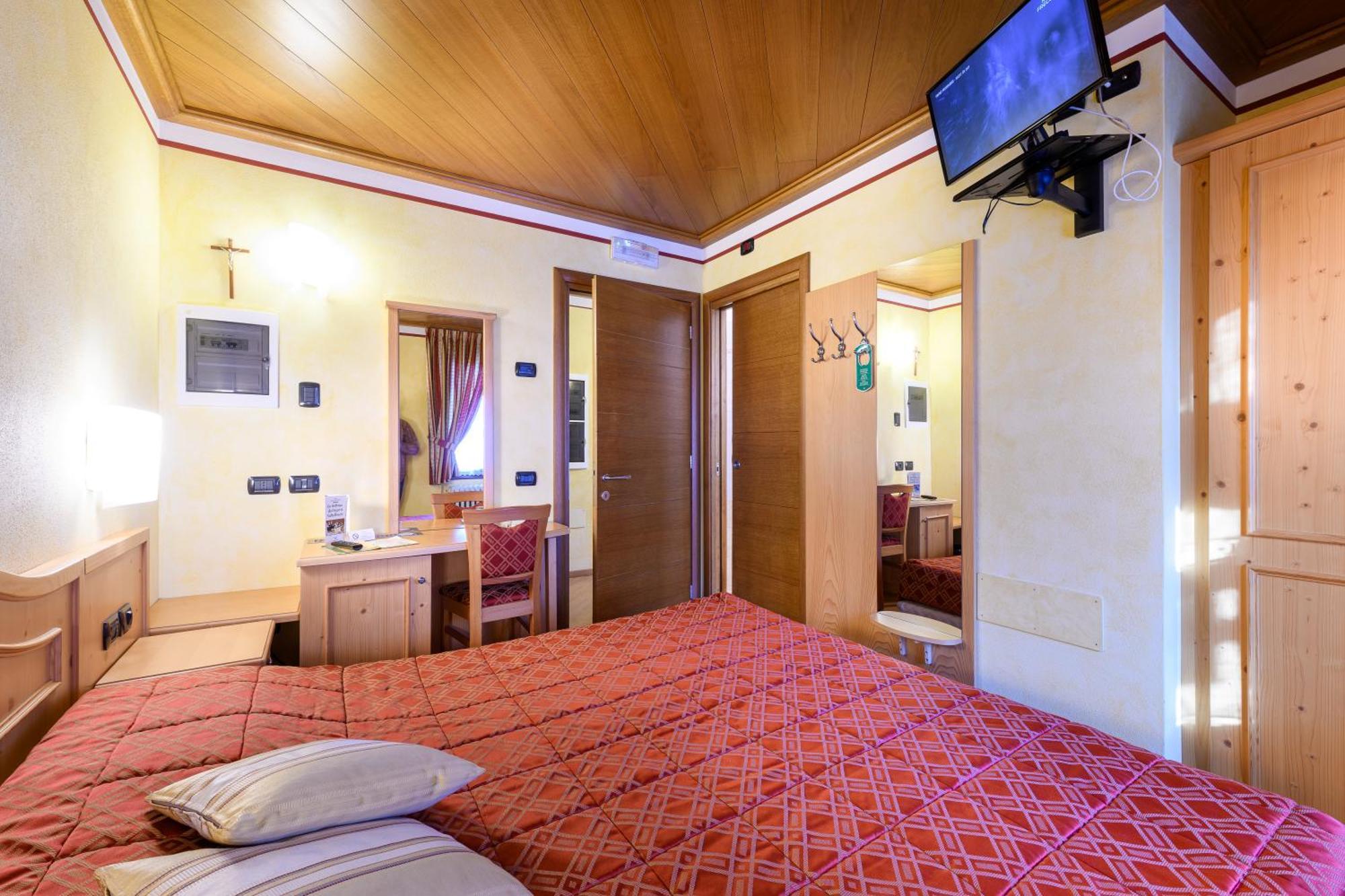 Hotel Garni Le Corti グロソット エクステリア 写真