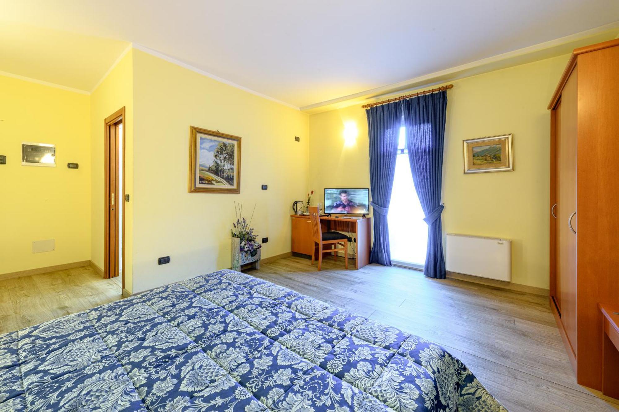 Hotel Garni Le Corti グロソット エクステリア 写真