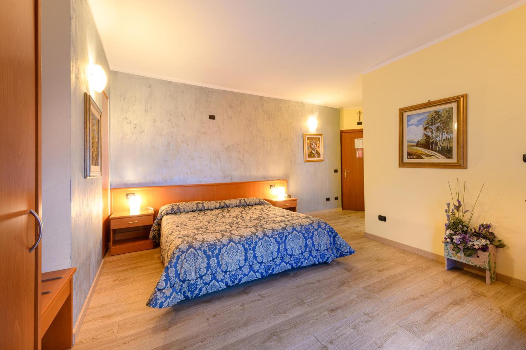 Hotel Garni Le Corti グロソット エクステリア 写真