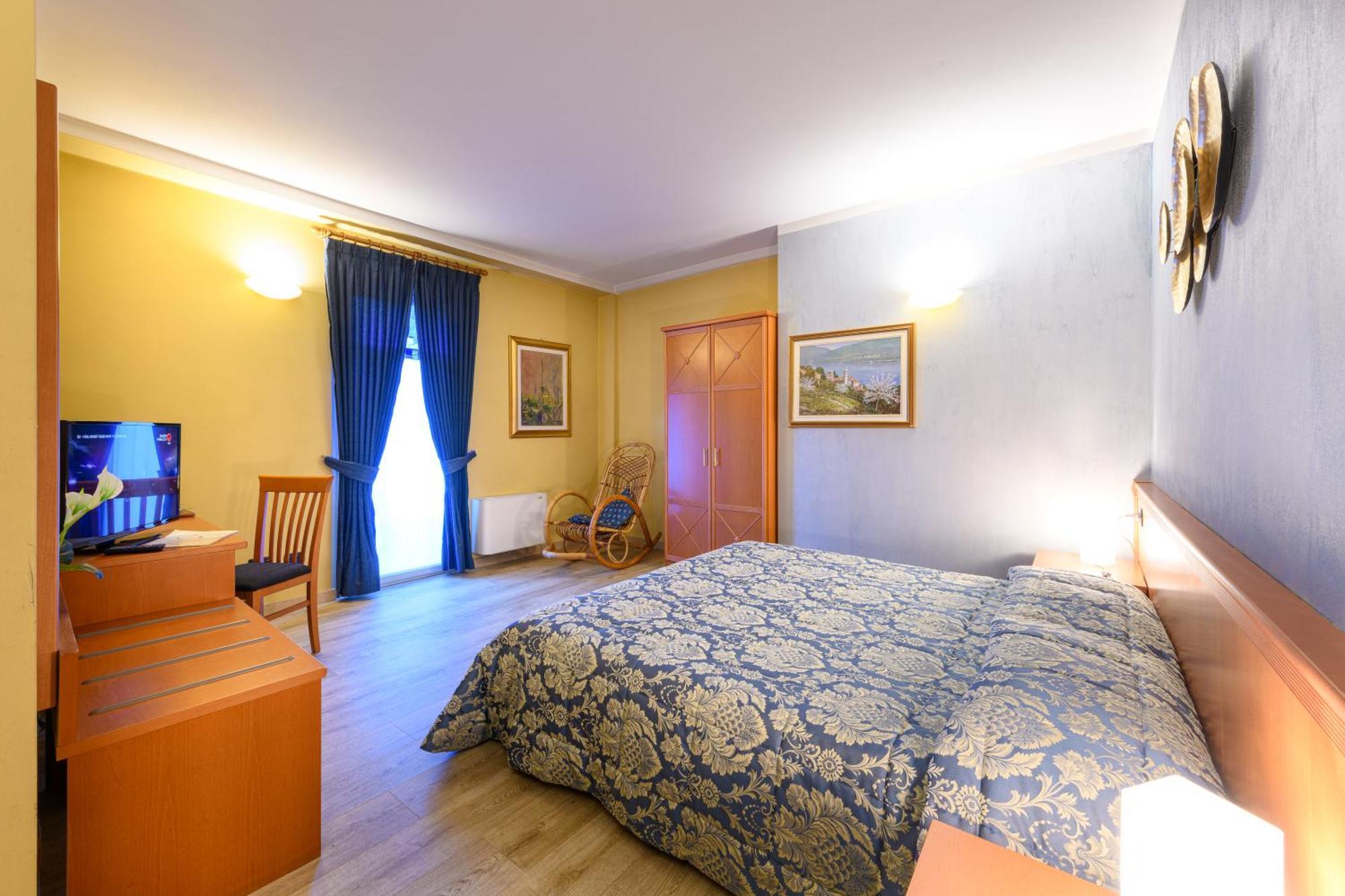 Hotel Garni Le Corti グロソット エクステリア 写真